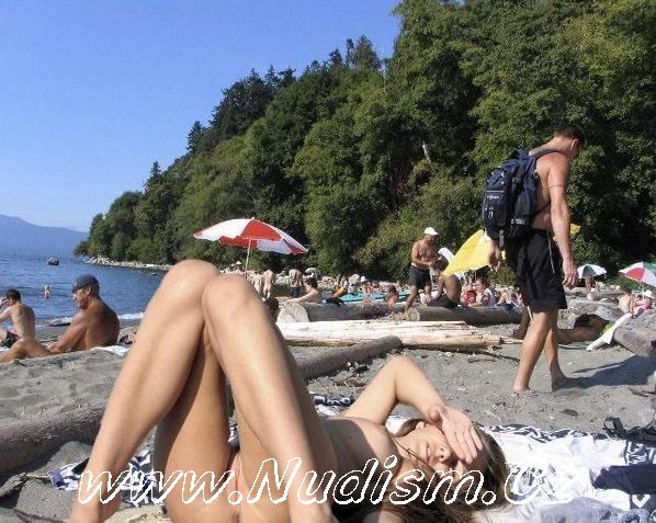 [Image: 1379802099_frank-photos-of-nudists.jpg]