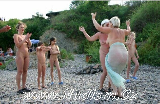 [Image: 1380488403_nudists-dance.jpg]