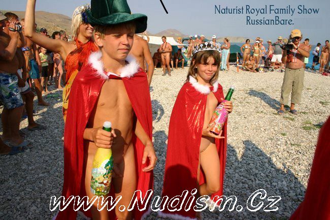 [Image: 1541578254_naturism.jpg]