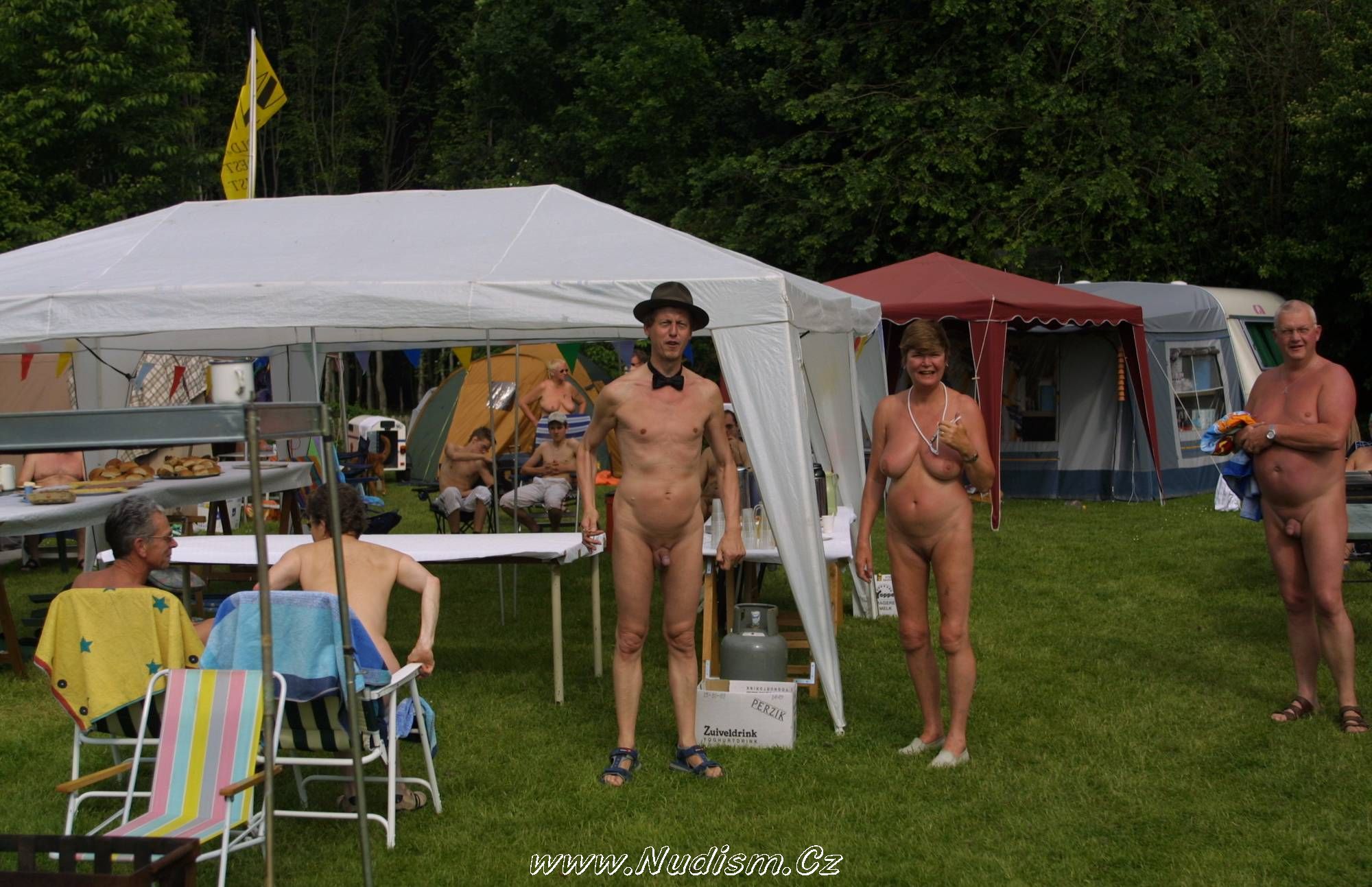 [Image: Holland-Nature-Home-Stay-Pure-Nudism-Pics-2.jpg]